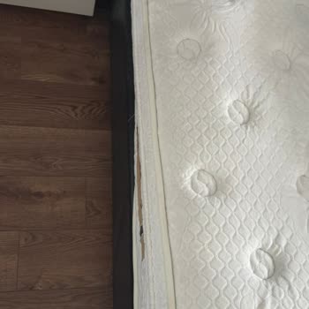 Garanti Kapsamında Yatağın Kenarında Çökme Ve Cevapsız Müşteri Hizmeti