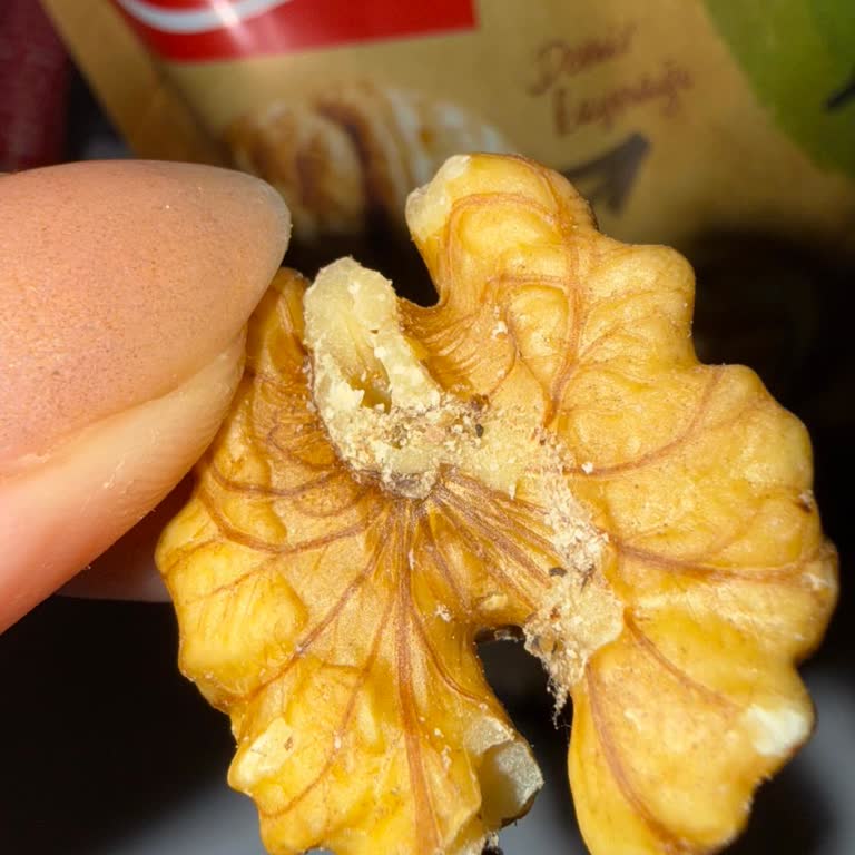 Migros'tan Gelen Tadım Ceviz İçinde Güve