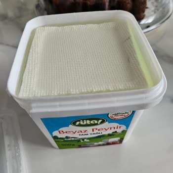 Sütaş Beyaz Peynirde Kıl Çıktı: Hijyen İhlali Ve Güven Kaybı