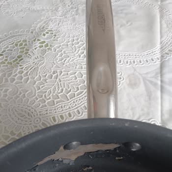 Çeyizlik Olarak Alınan Thomas P125S Pilav Tenceresinde Teflon Kaplaması Soyulması