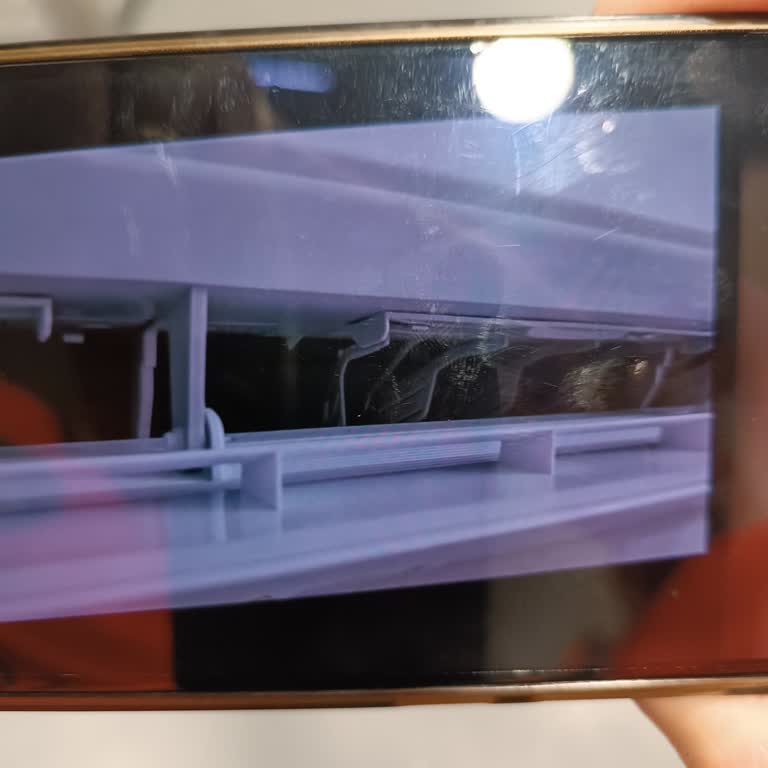 Kırık Panel Ve Hava Yönlendirme Sorunu İçin Acil Parça Değişimi Talebi