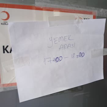 Türk Kızılay Kan Vermek İstedim Şu An Kimse Yok Alamayız Dediler