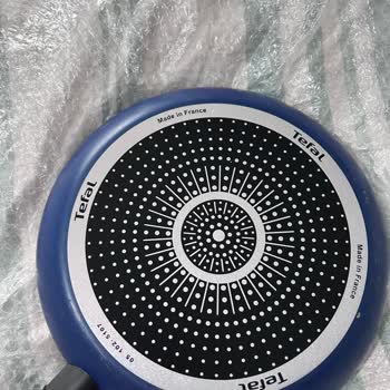 Kırık Tava Seti Ve Son Kullanma Tarihi Yakın Kahve İçin Sorumluluk Reddi