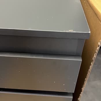 Hasarlı Dolap Ve Çalışmayan Manyetik Kartlar İçin Tam Değişim Ve İade Talebi