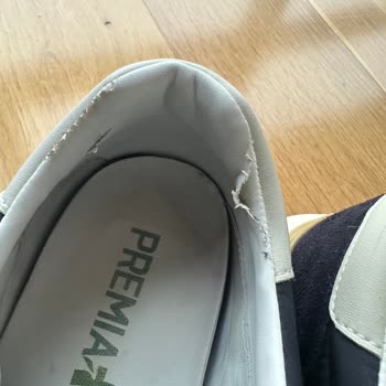 Premiata Ayakkabının Deri Atması Mağaza Tarafından Kullanıcı Hatası Olarak Değerlendirildi