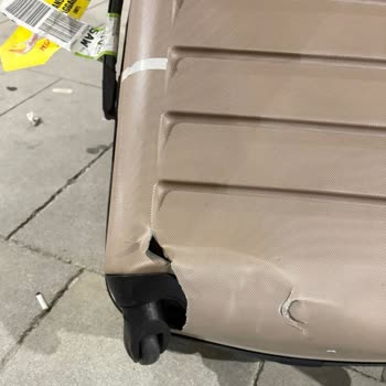 Pegasus'tan Hasarlı Valiz Ve Mont İçin Geri Dönüş Yok