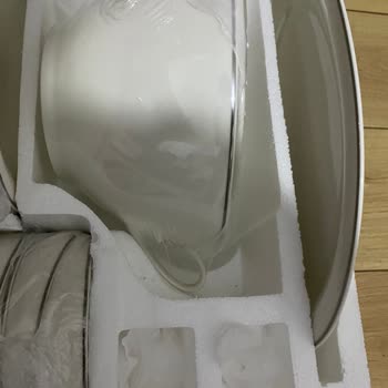 Bright Platin Yemek Takımı Gecikmesi, Hasarlı Teslimat Ve Mağaza Personelinin İlgisiz Yaklaşımı