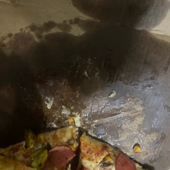 Aşırı Yağlı Pan Pizza Ve Yanıltıcı Cinnamon Roll İade Talebi