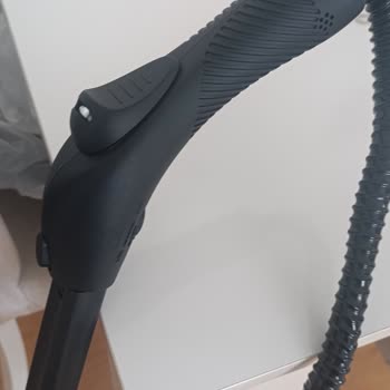 BİM'den Aldığım Pirantech Buhar Makinesi Tabancasından Gelen Aşırı Buhar Elimi Yaktı