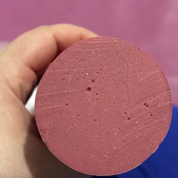 BİM Salamında Gri Sim Benzeri Parça Ve Sağlık Riski