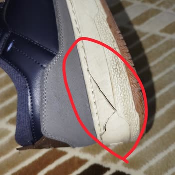 Garanti Süresi İçinde Dikişi Açılan Ayakkabının Sorumluluğu Reddedildi