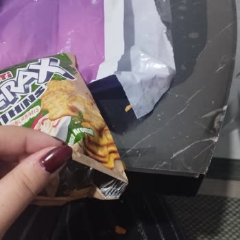 Gratis Siparişimde Ürünler Patlamış Ve Ezilmiş Şekilde Teslim Edildi