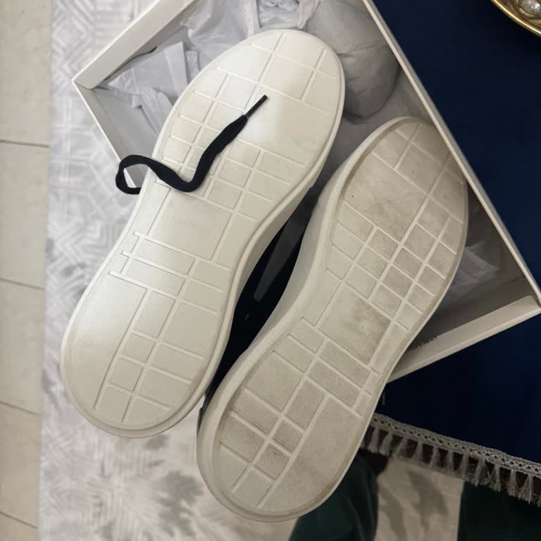 İki Kez Değişim Sonrası Hâlâ Giyilmiş Ayakkabı Teslim Edildi, Ücret İadesi Talebi