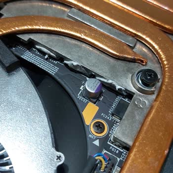 Monster Servisinin Özensiz Onarımı Ve Termal Macun Hatası Cihazı Çökertti