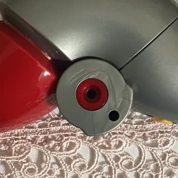 Dyson V10 Aparatındaki Vida Eksikliği Ve Müşteri Hizmetlerine Ulaşılamama