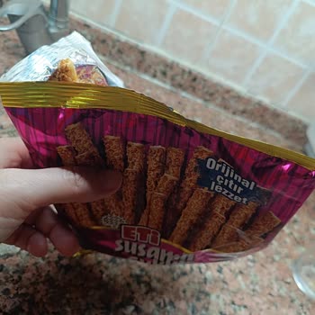 Eti Susamlı Çubuk Krakerde Böceklenme Tespiti Ve Sağlık Endişesi