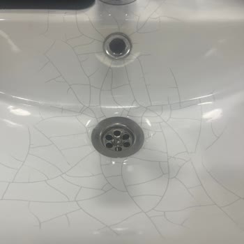 Turkuvaz Seramik Lavabolarındaki Üretim Kaynaklı Çatlaklar Ve Cevapsız Şikayet