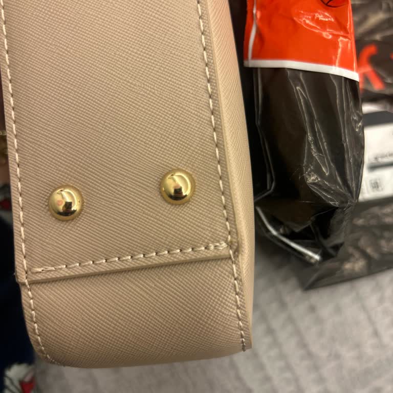 Boyner'den Gelen Lekeli Ve Kutusuz Çanta İadesi Ve Fiyat Koruması Talebi