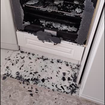 Simfer 7325 Fırın Cam Kapağı Patladı Ve Temin Edilemiyor