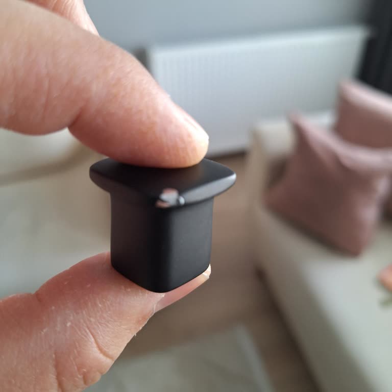 Koçtaş'ta Duş Bataryası Boya Soyulması, Parça Temininde Çözüm Yok