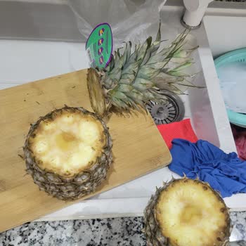 Migros Antakya Mağazasından Bozuk Ananas Satışı İçin İade Talebi