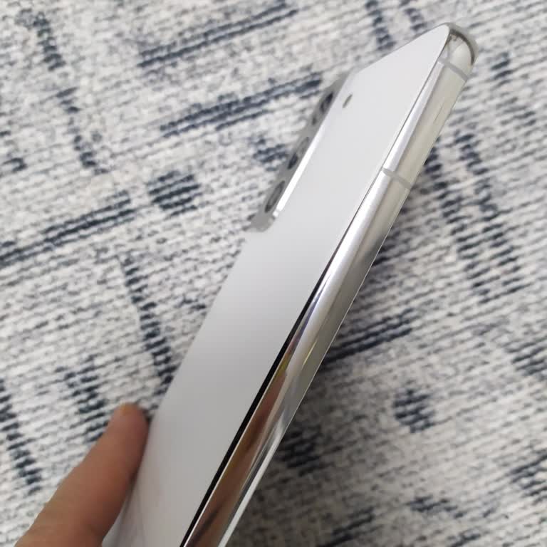 Samsung Galaxy S22 Batarya Şişmesi Güvenlik Riski Nedeniyle Ücretsiz Değişim Talebi