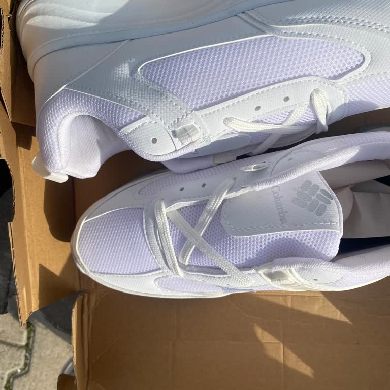 @Modasneakerss1 Sipariş Edilen Ayakkabı Yerine Orijinal Olmayan Columbia Gönderildi