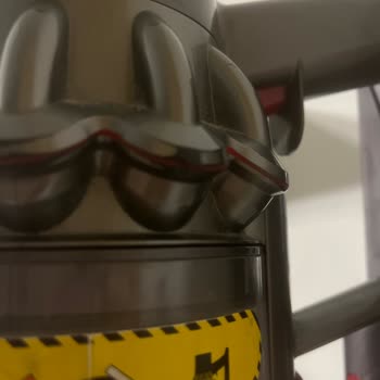 Hasarlı Gelen Dyson V11 Süpürge Çekim Gücü Düşük Ve Çalışmıyor, Servis Çözüm Sunamıyor