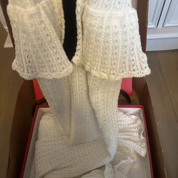 Yüksek Fiyatlı Elbise Özensiz Paketleme Nedeniyle Hayal Kırıklığına Düşürdü