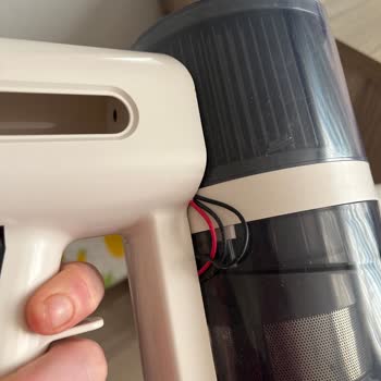 Kısa Sürede Arızalanan Süpürge Ve Servis Sonrası Eksik Ve Özensiz Teslimat