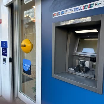 Şişli Şubesindeki Arızalı Bankamatik Ve Saygısız Personel