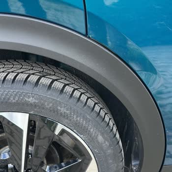 Peugeot 408 Allure Modelinde Boya Hasarı Ve Uzun Süreli Çözüm Beklentisi