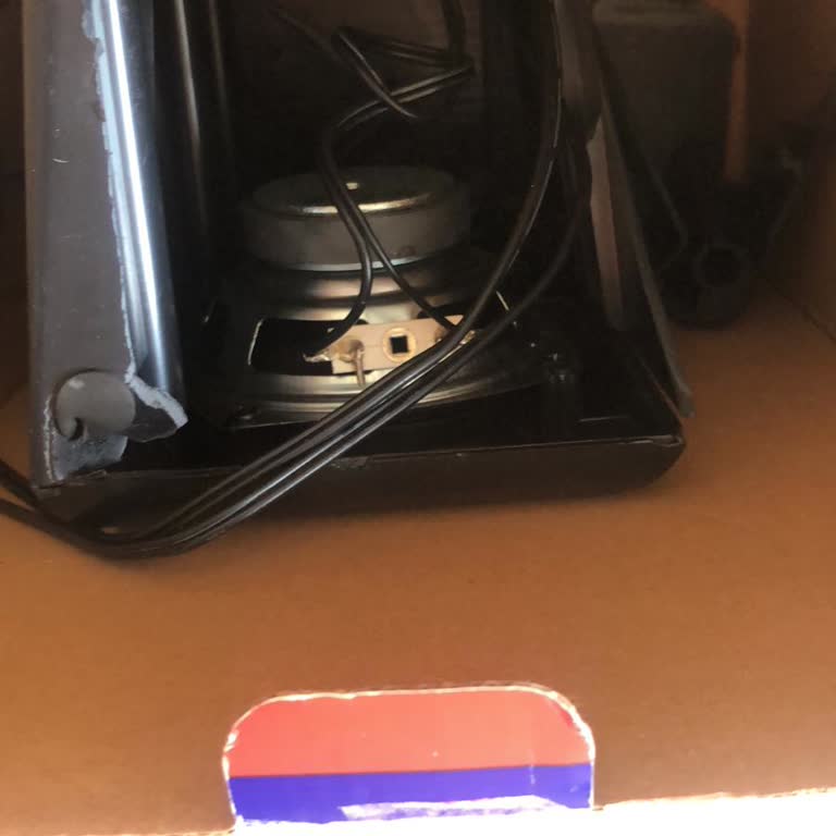 Teslim Aldığım Hoparlör Kırık Çıktı Kargo Sorunu Ve Tazminat Talebi