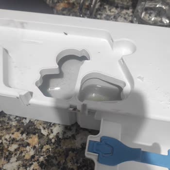 Bosch I-DOS Çamaşır Makinesinde Tekrarlayan Su Doldurma Sorunu Ve Çözüm Talebi