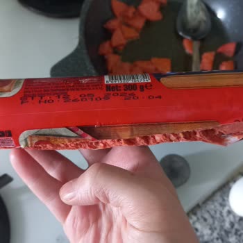 A101 Aytaç Beton Piliç Sucuğunun Şişmesi Ve Güven Kaybı