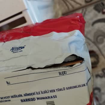 Kargo Paketi Hasar Görmüş Ve Taşıma Sürecindeki Özensizlik Şikayeti