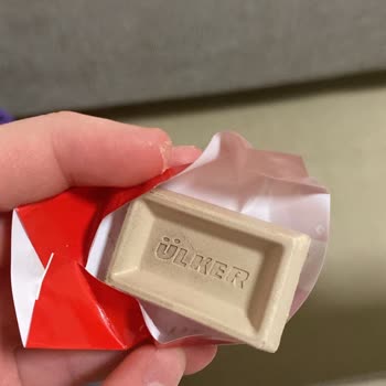 Ülker Napoliten Çikolatasının Bozulmuş Rengi Ve Güven Kaybı