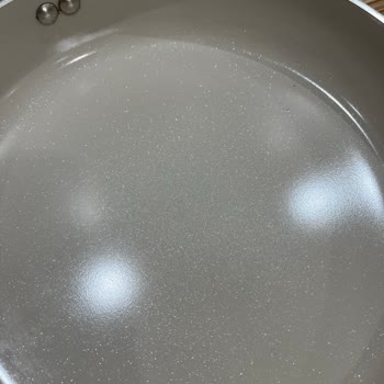 Schafer Tencere Ve Tava Setinde Soyulma Ve Garanti Eksikliği