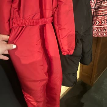 İlk Kullanımda Su Geçiren Ve Renk Boyayan Kayak Tulumuna İade Talebi