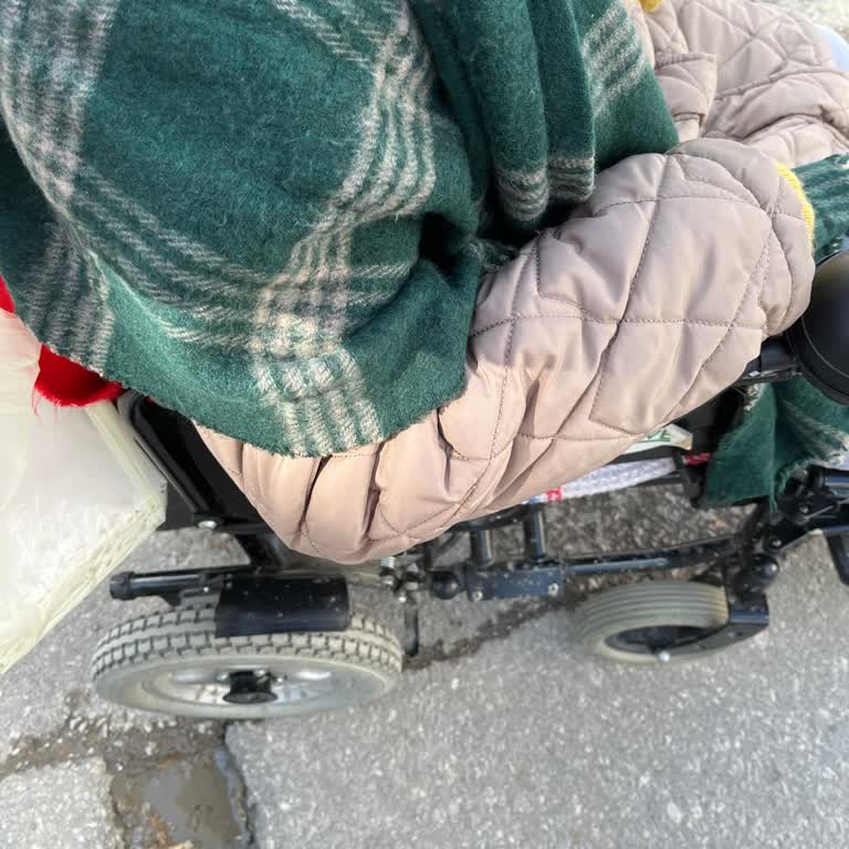 Sincan Başkentray Asansör Arızası Ve Güvenlik Görevlisinin Engelli Yolcuyu Rencide Ediyor