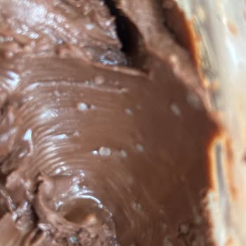 Nutella Cam Kavanozunda Küflenme Ve Sağlık Endişesi Nedeniyle Değişim Talebi