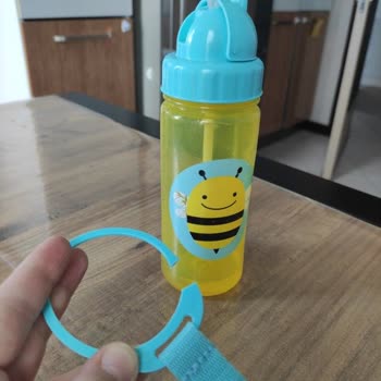 Skip Hop Sulukta Kapağı Ve Tutma Yeri Kırıldı, Ürün Kısa Sürede Deforme Olup Yedek Parça Bulunamıyor