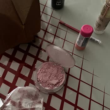 Beaulis Finish It Transparan Sabitleyici Pudra Kırık Geldi, Yeniden Gönderim Talebi