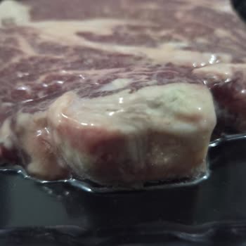 Dry Aged Dana Pirzola Küflenmiş, Sağlık Riski Oluşturuyor