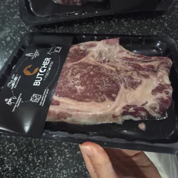 Dry Aged Dana Pirzola Küflenmiş, Sağlık Riski Oluşturuyor