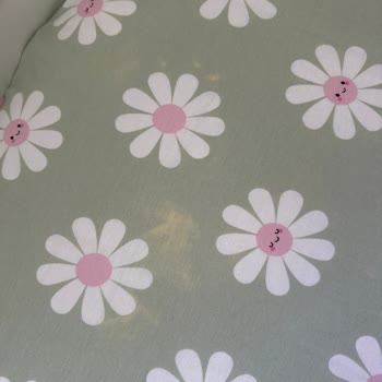 İlk Yıkamada Renk Açılması Nedeniyle Nevresim Takımına Ücret İadesi Talebi