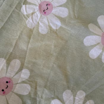 İlk Yıkamada Renk Açılması Nedeniyle Nevresim Takımına Ücret İadesi Talebi