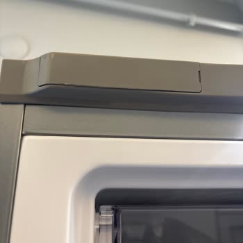 Arçelik Derin Dondurucu Servisinde Randevu Gecikmeleri Ve Kapak Değişiminde Parça Eksikliği