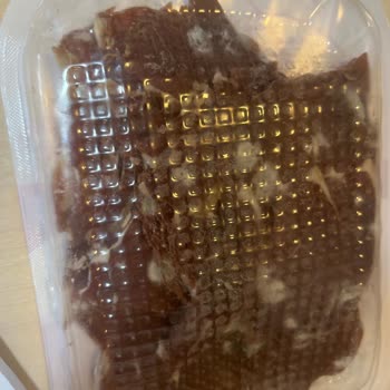 Açılmamış Dana Pastırması Küflenmiş Çıktı Ve İade Talebi