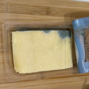 Pınar Et Ve Süt Paket İçinde Küflenmiş Olması